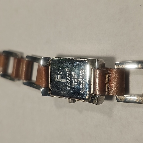 Vintage Women\'s Fossil Wrist Watch ⌚️ main image 5